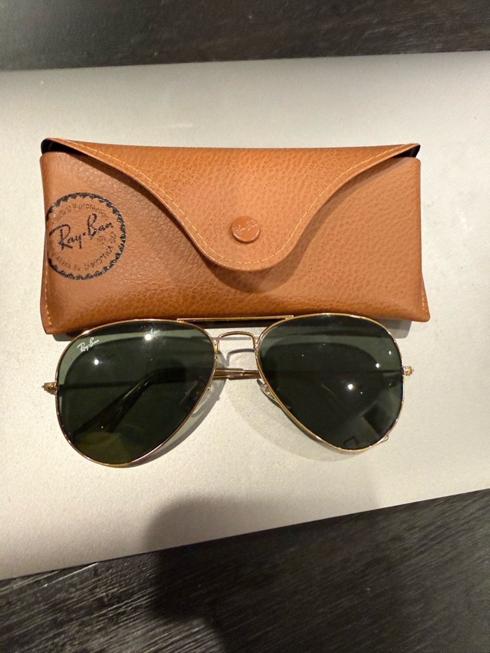 Ray-Ban Gold Frame Aviator Sunglasses with Green Lenses